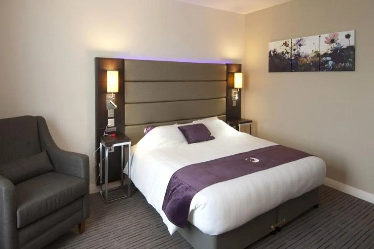 Premier Inn London Bank Отель